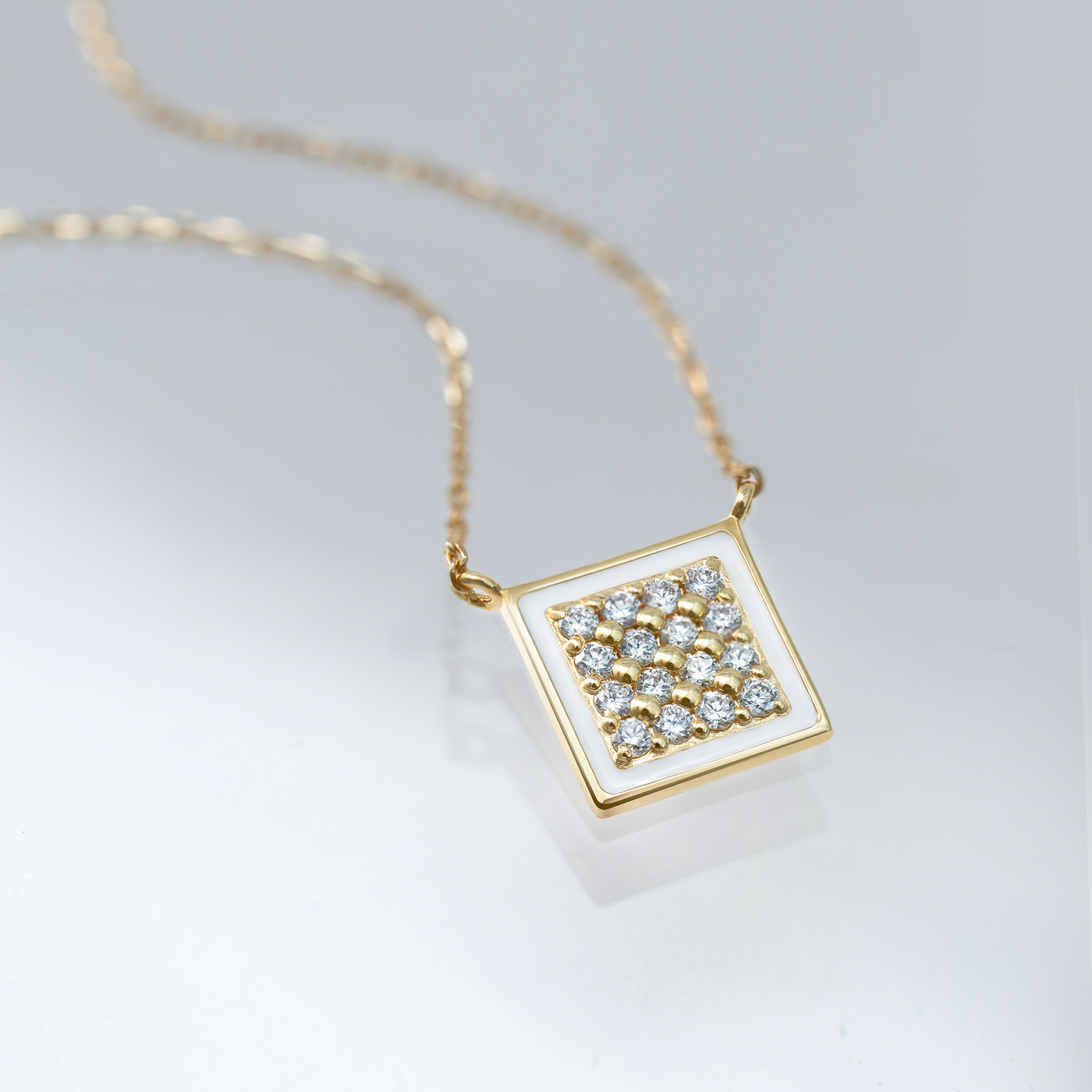K18製　ダイヤモンドペンダントネックレス　D=0.14ct